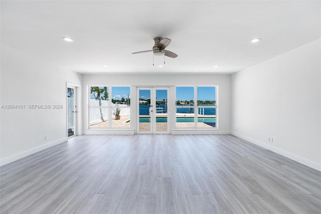 For Rent: $15,900 (5 beds, 4 baths, 2480 Square Feet)