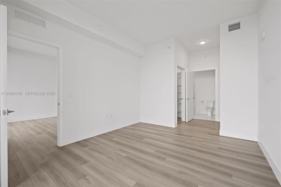 Недавно арендовано: $3,750 (1 спален, 1 ванн, 859 Квадратных фут)