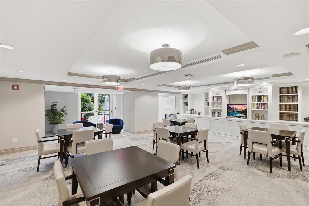 44-7000 Island Blvd apt 907_044