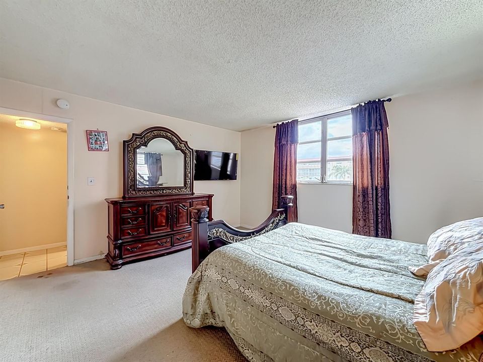 410 NW 68th Avenue #301-52