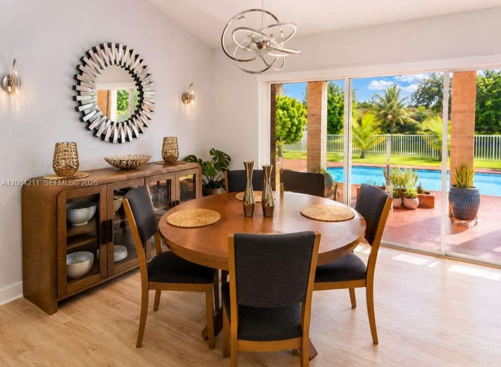 Active With Contract: $699,900 (3 beds, 2 baths, 1721 Square Feet)