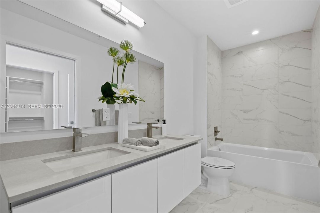 Recently Rented: $5,950 (3 beds, 2 baths, 1674 Square Feet)