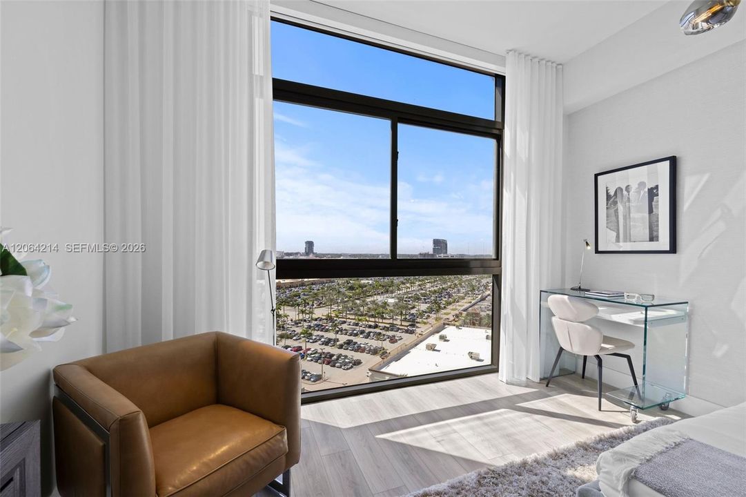 Recently Rented: $5,950 (3 beds, 2 baths, 1674 Square Feet)