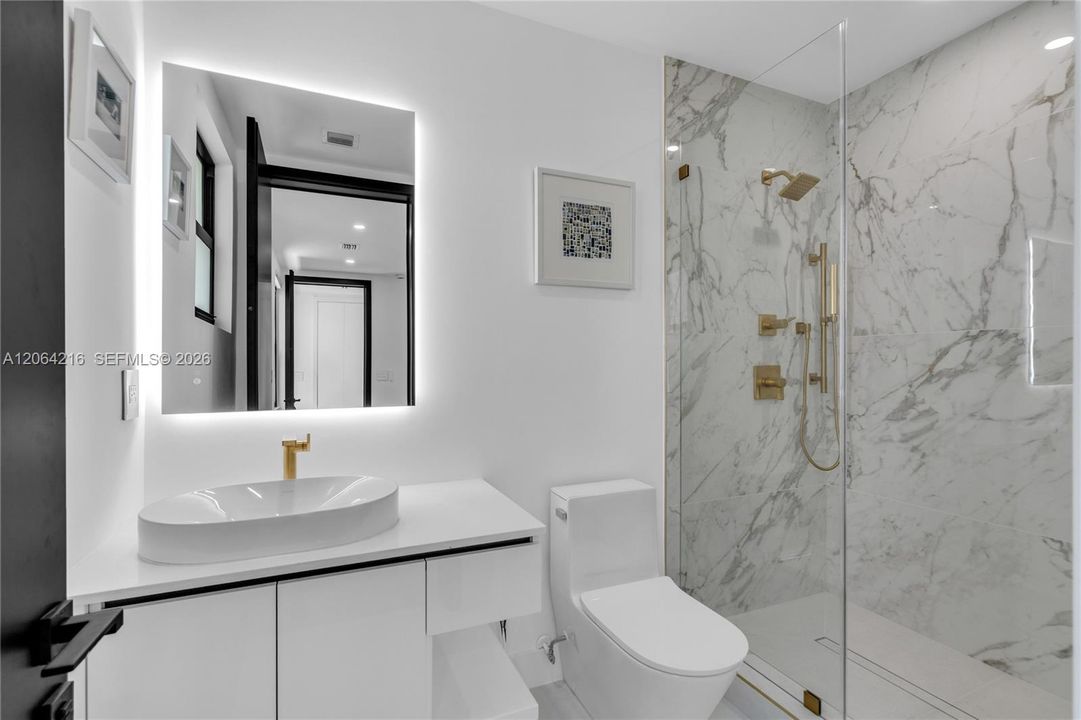 For Rent: $11,500 (3 beds, 3 baths, 2553 Square Feet)
