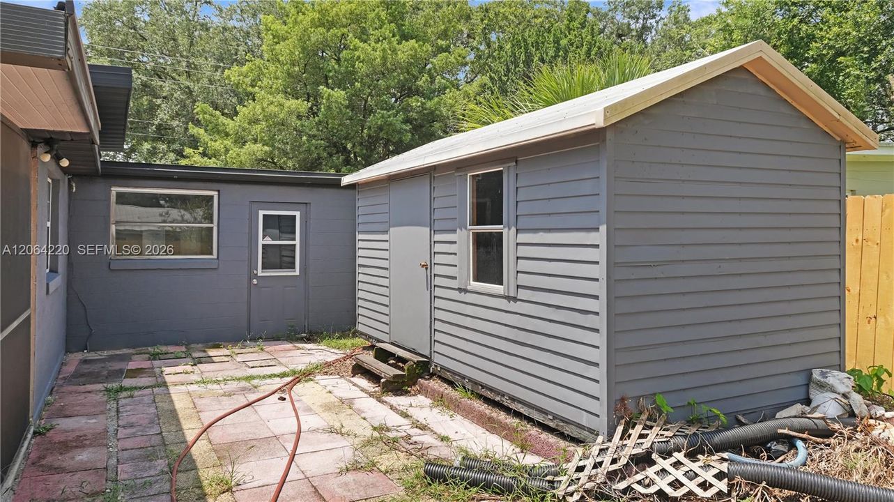 For Sale: $449,000 (3 beds, 2 baths, 1560 Square Feet)