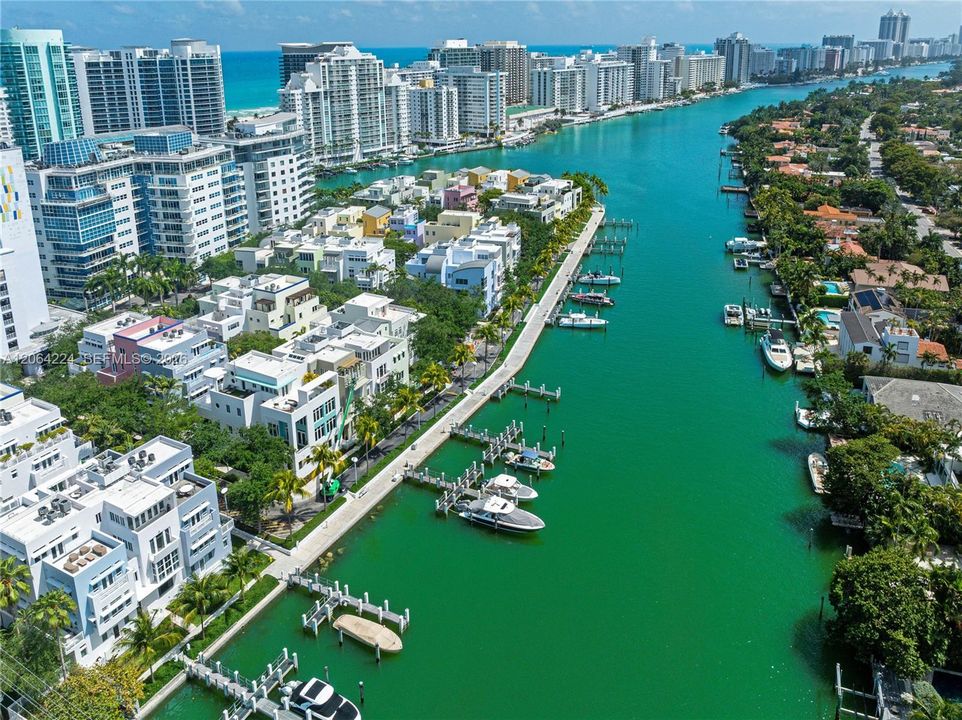 For Sale: $4,495,000 (4 beds, 4 baths, 3771 Square Feet)