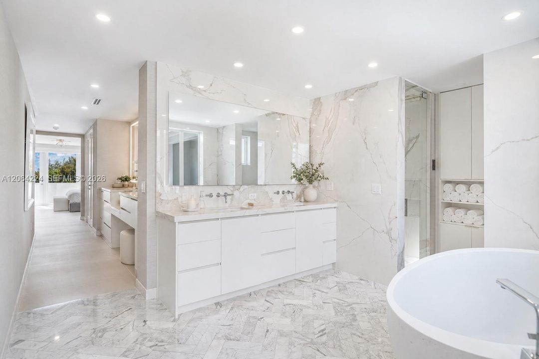 For Sale: $4,495,000 (4 beds, 4 baths, 3771 Square Feet)