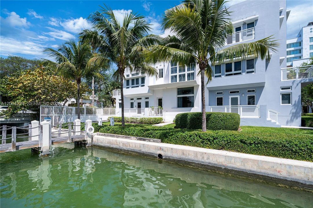 For Sale: $4,495,000 (4 beds, 4 baths, 3771 Square Feet)
