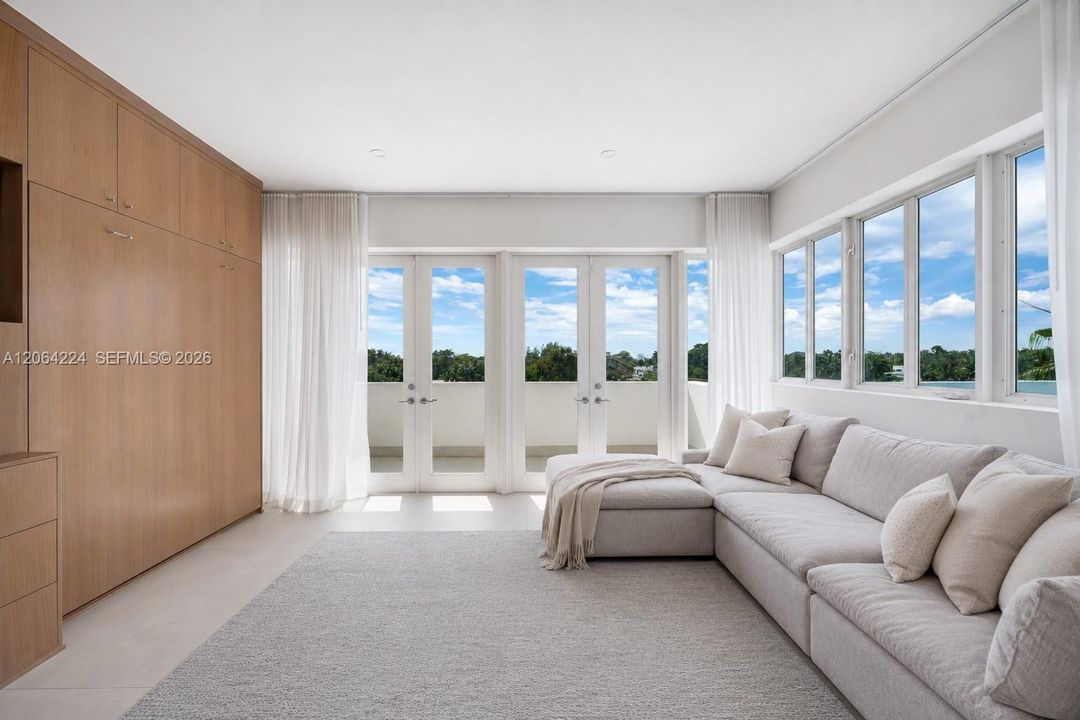 For Sale: $4,495,000 (4 beds, 4 baths, 3771 Square Feet)