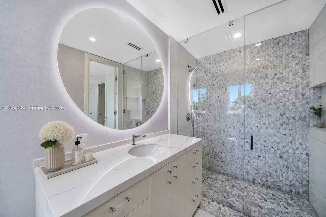 For Sale: $4,495,000 (4 beds, 4 baths, 3771 Square Feet)