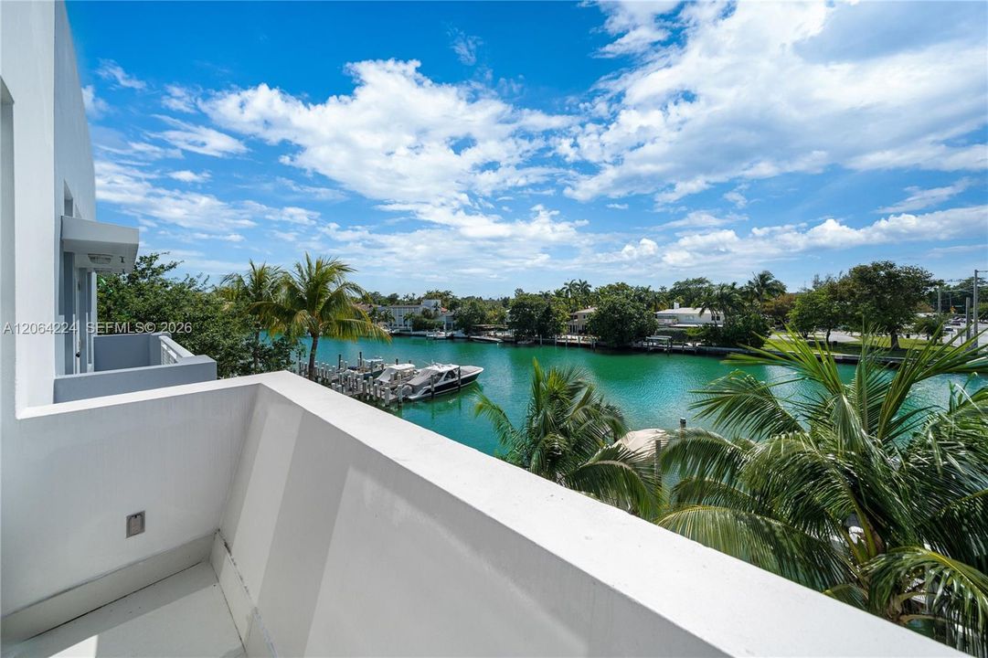 For Sale: $4,495,000 (4 beds, 4 baths, 3771 Square Feet)