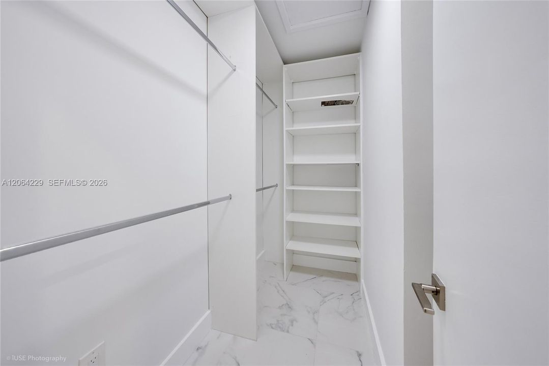 For Rent: $15,900 (4 beds, 4 baths, 2232 Square Feet)