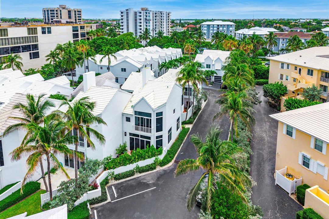 052-2115SouthOceanBoulevard-14-DelrayBea