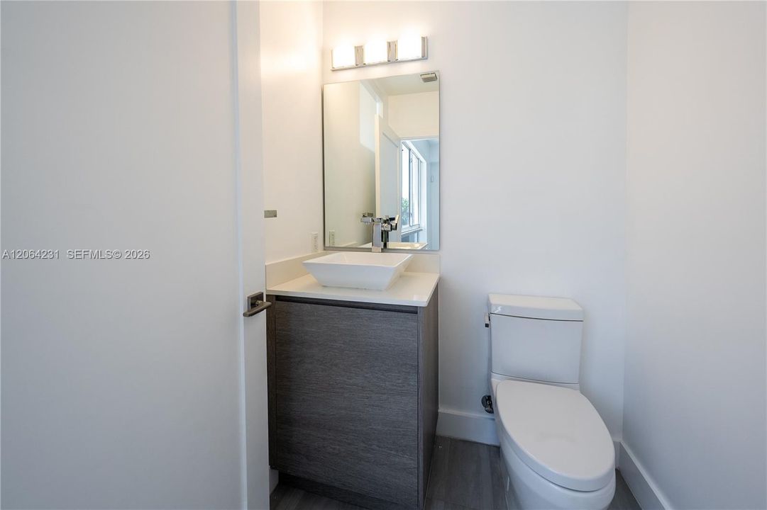 For Rent: $8,999 (4 beds, 3 baths, 2277 Square Feet)
