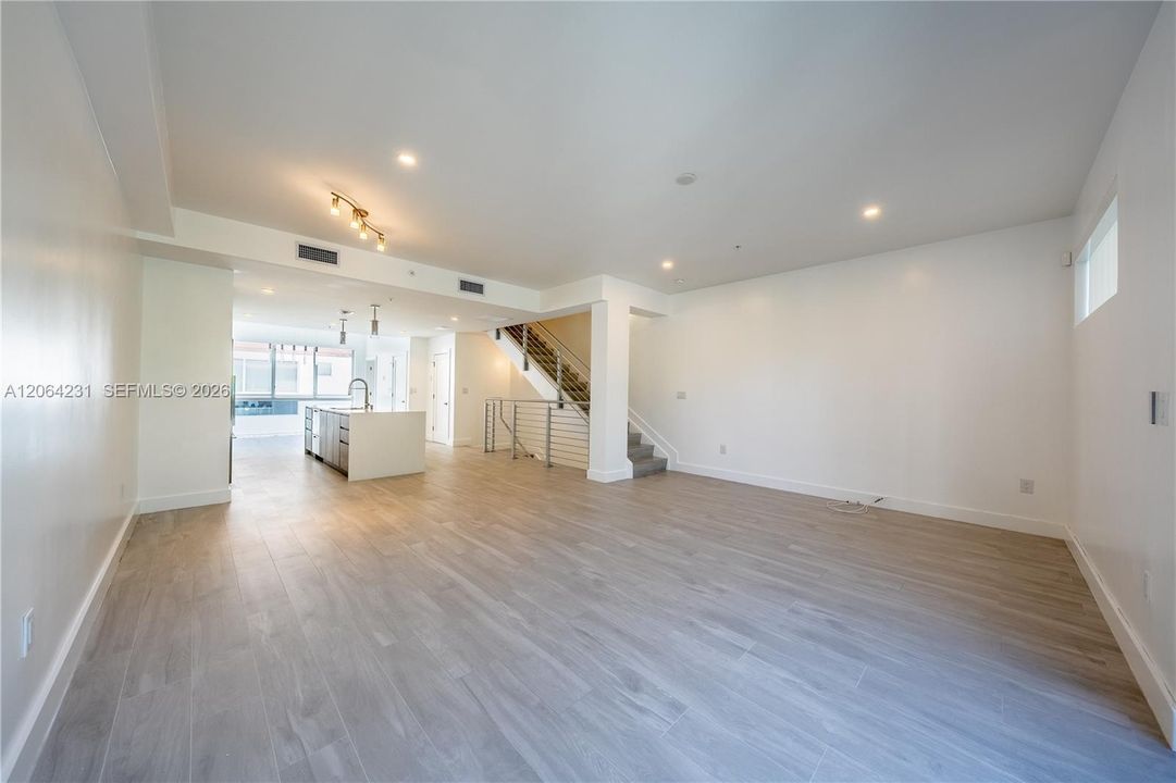 For Rent: $8,999 (4 beds, 3 baths, 2277 Square Feet)