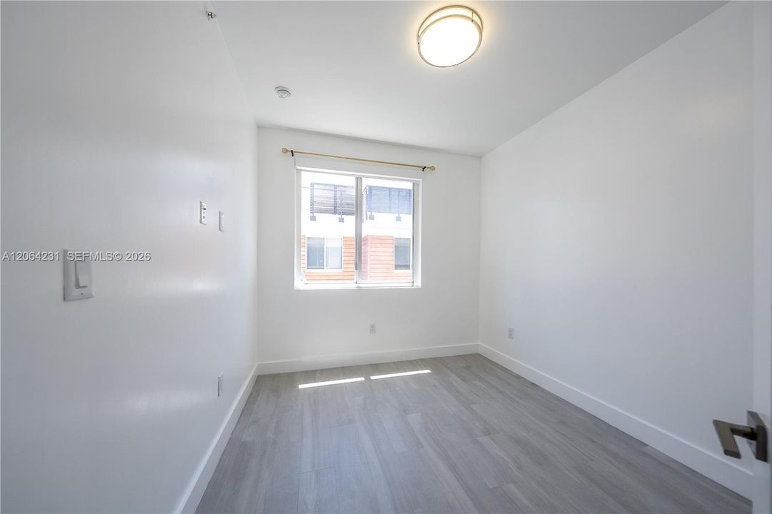 For Rent: $8,999 (4 beds, 3 baths, 2277 Square Feet)