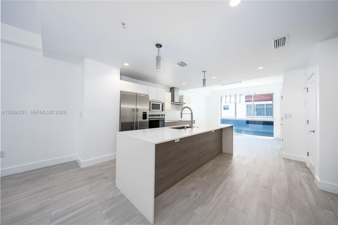 For Rent: $8,999 (4 beds, 3 baths, 2277 Square Feet)