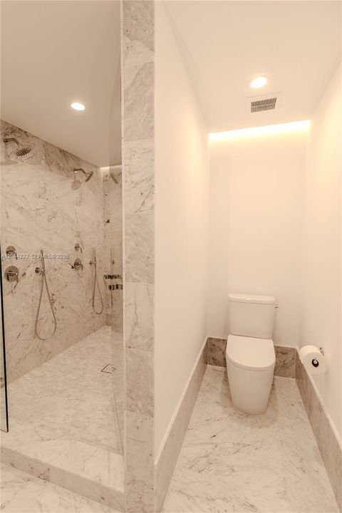 For Rent: $8,500 (2 beds, 2 baths, 1329 Square Feet)