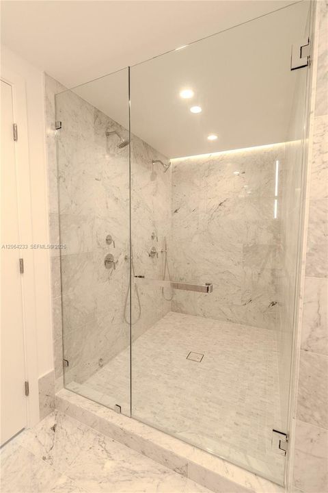 For Rent: $8,500 (2 beds, 2 baths, 1329 Square Feet)