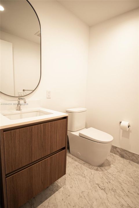For Rent: $8,500 (2 beds, 2 baths, 1329 Square Feet)