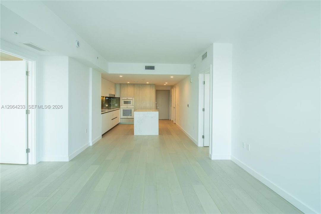 For Rent: $8,500 (2 beds, 2 baths, 1329 Square Feet)