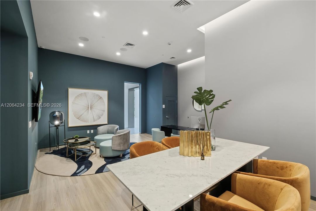 Recently Rented: $5,065 (2 beds, 2 baths, 1297 Square Feet)