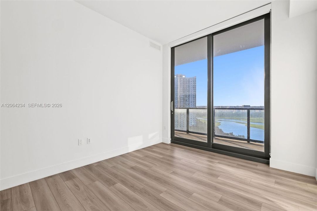Recently Rented: $5,065 (2 beds, 2 baths, 1297 Square Feet)