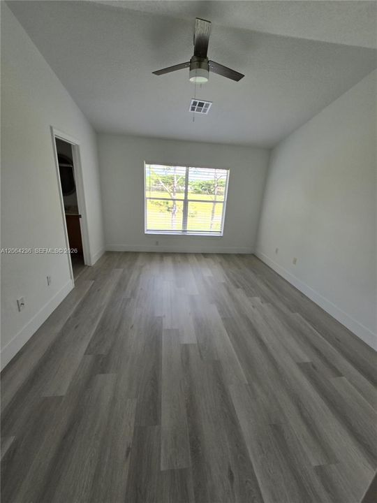 В аренду: $2,900 (3 спален, 2 ванн, 1598 Квадратных фут)