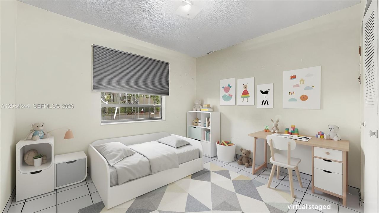 Active With Contract: $495,000 (3 beds, 2 baths, 1286 Square Feet)