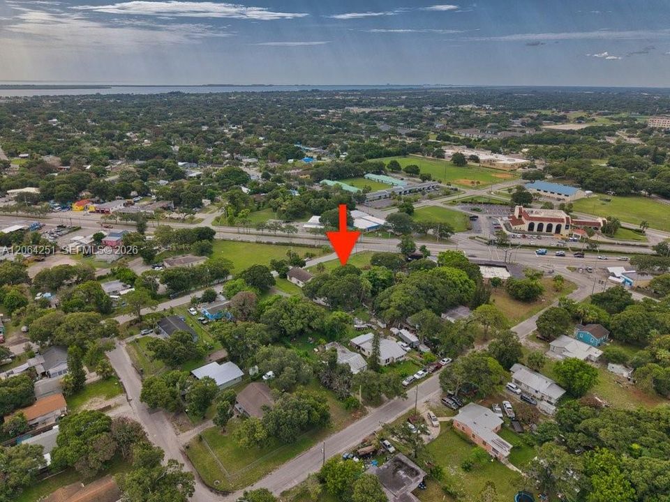 En Venta: $550,000 (1.00 acres)