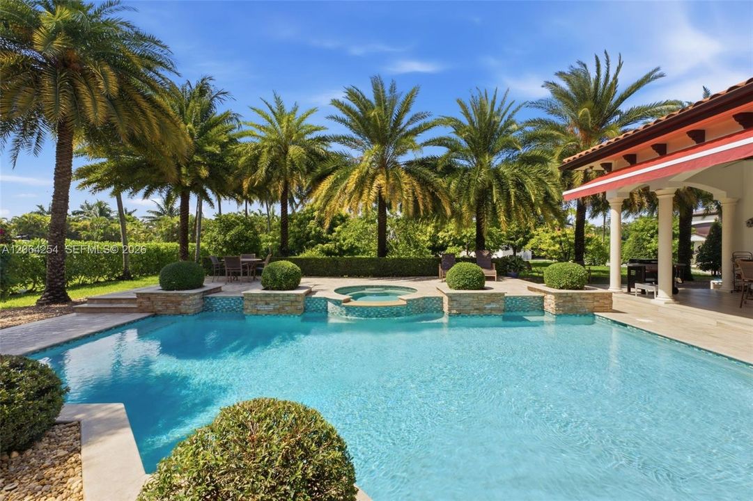 For Sale: $3,850,000 (5 beds, 4 baths, 4389 Square Feet)