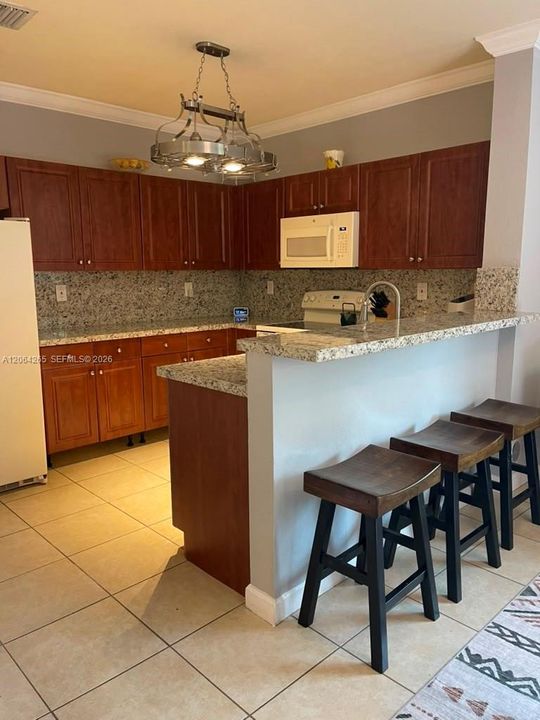 En Renta: $2,650 (3 camas, 2 baños, 1523 Pies cuadrados)