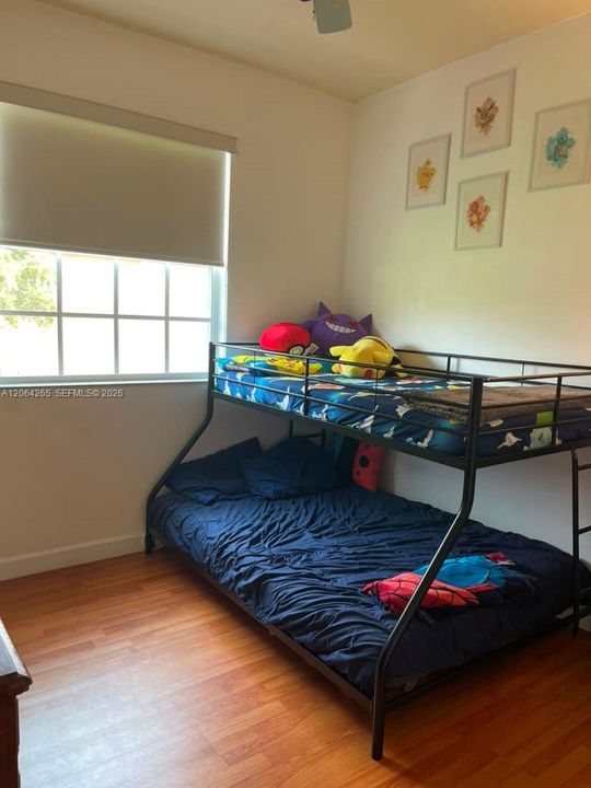 En Renta: $2,650 (3 camas, 2 baños, 1523 Pies cuadrados)