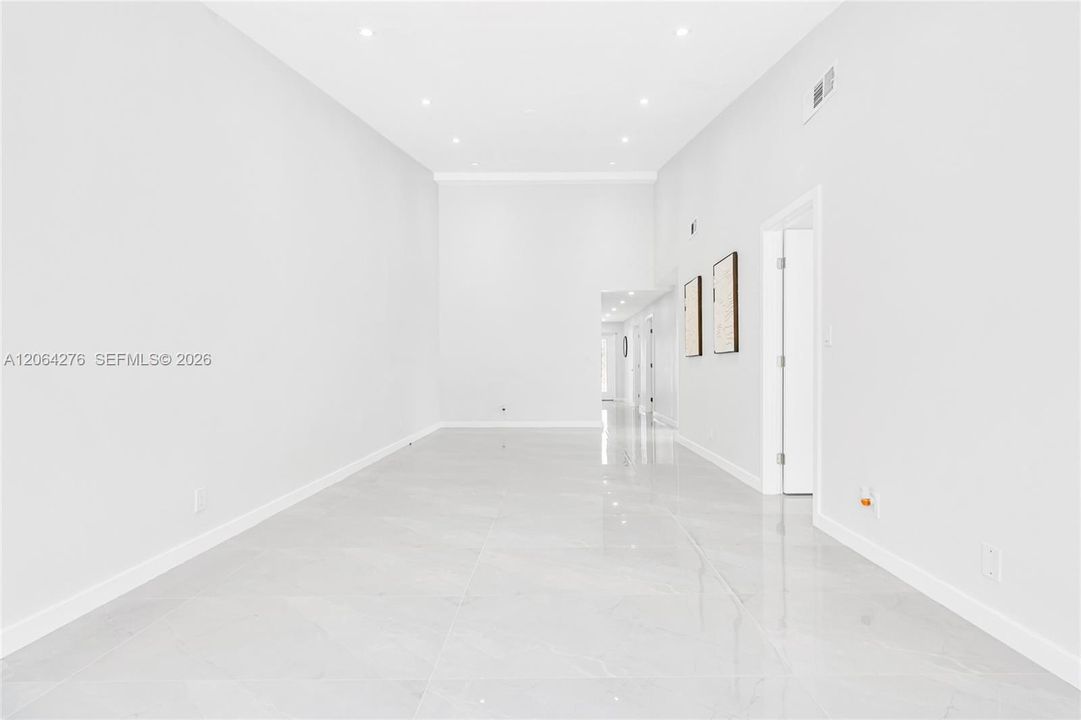 En Venta: $449,000 (3 camas, 2 baños, 1487 Pies cuadrados)