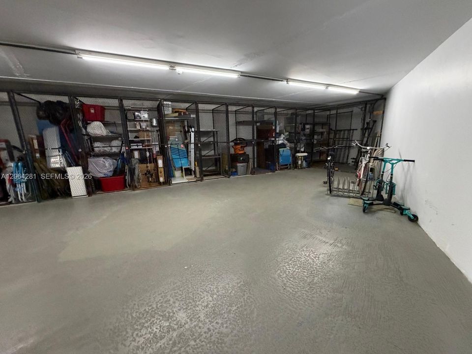 For Sale: $140,000 (2 beds, 2 baths, 1156 Square Feet)