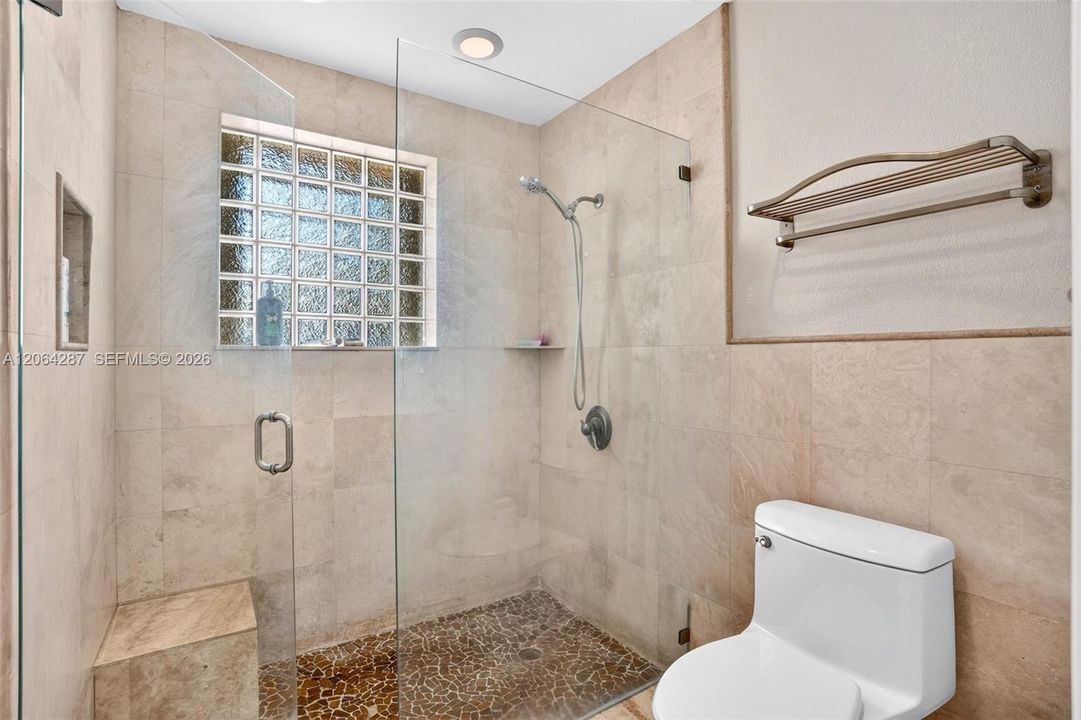 For Sale: $749,000 (3 beds, 2 baths, 2276 Square Feet)