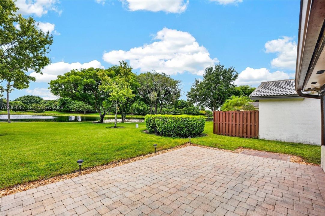 For Sale: $749,000 (3 beds, 2 baths, 2276 Square Feet)