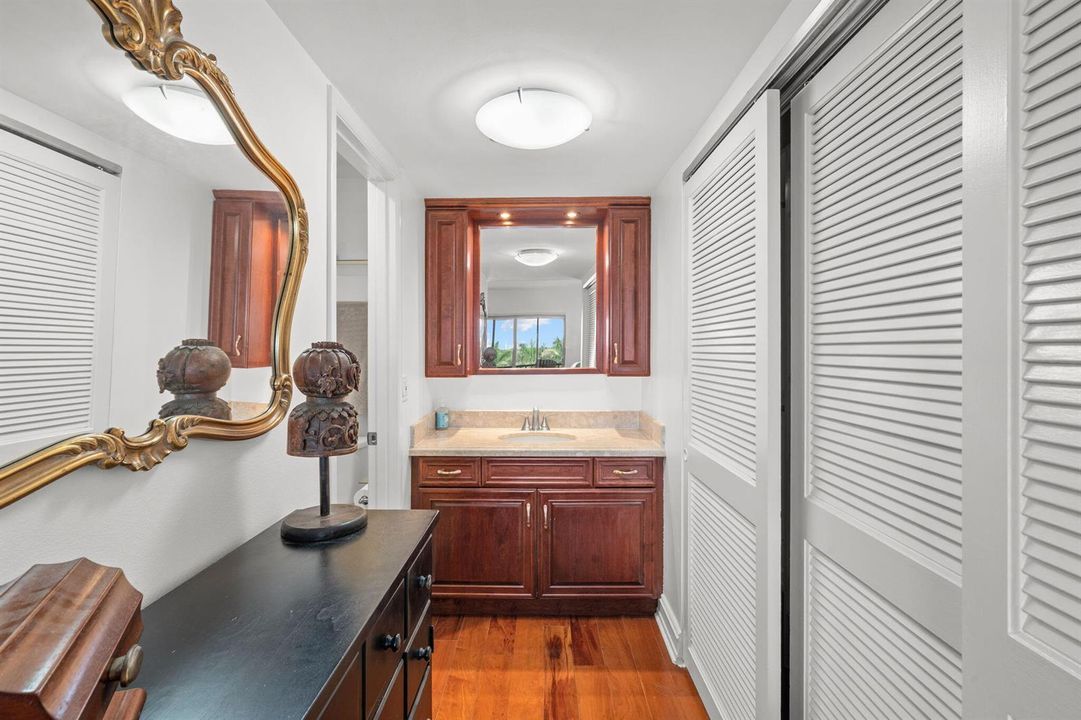 18-web-or-mls-1839 Middle River dr unit