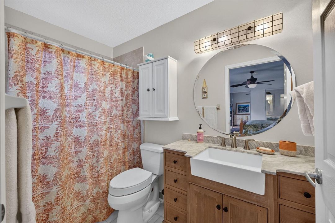 Guest cottage bathroom