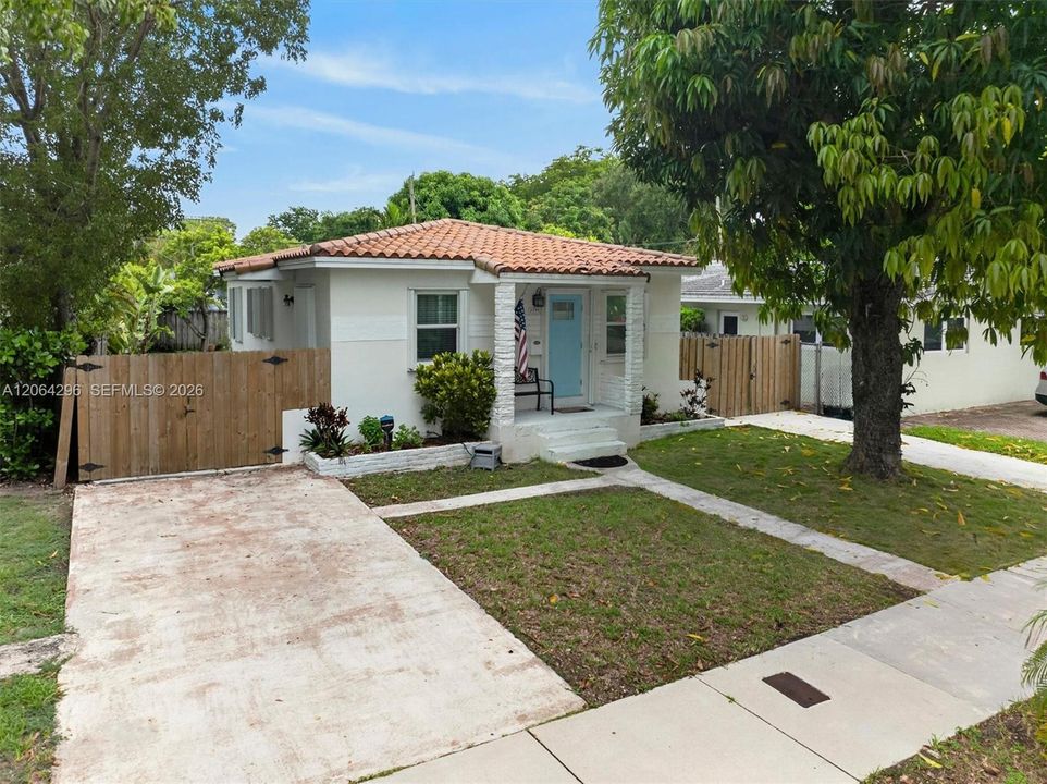 Duplex zoning offers exceptional redevelopment potential.