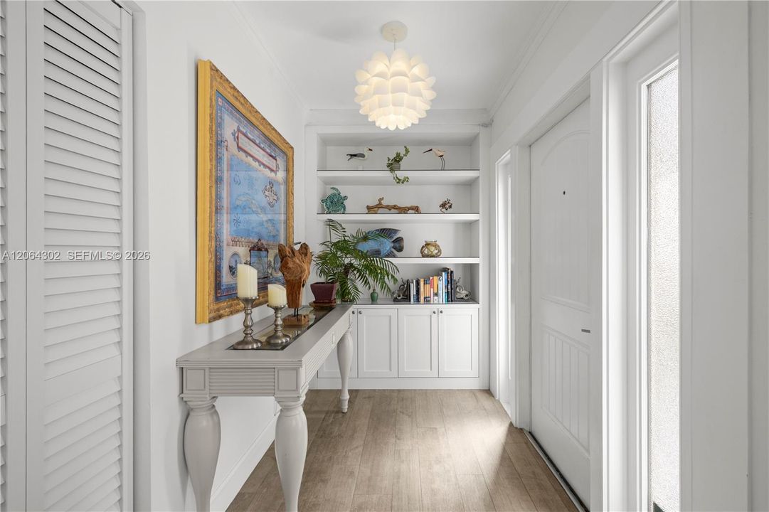 For Sale: $1,549,000 (3 beds, 2 baths, 1514 Square Feet)