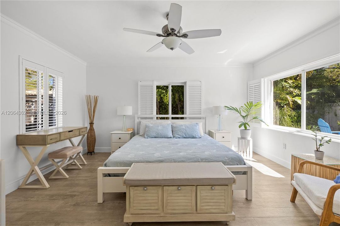 For Sale: $1,549,000 (3 beds, 2 baths, 1514 Square Feet)