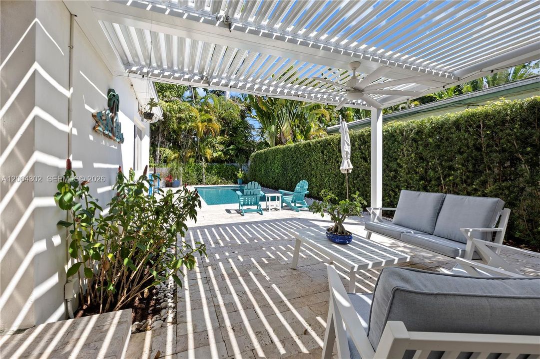 For Sale: $1,549,000 (3 beds, 2 baths, 1514 Square Feet)