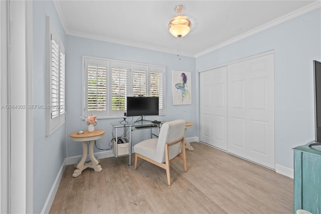 For Sale: $1,549,000 (3 beds, 2 baths, 1514 Square Feet)