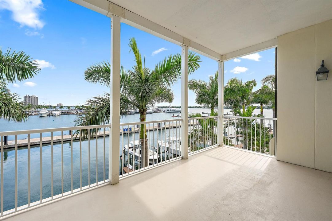 3920 N Flagler Dr 301-4