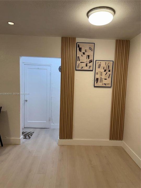 Под контрактом: $1,950 (1 спален, 1 ванн, 580 Квадратных фут)