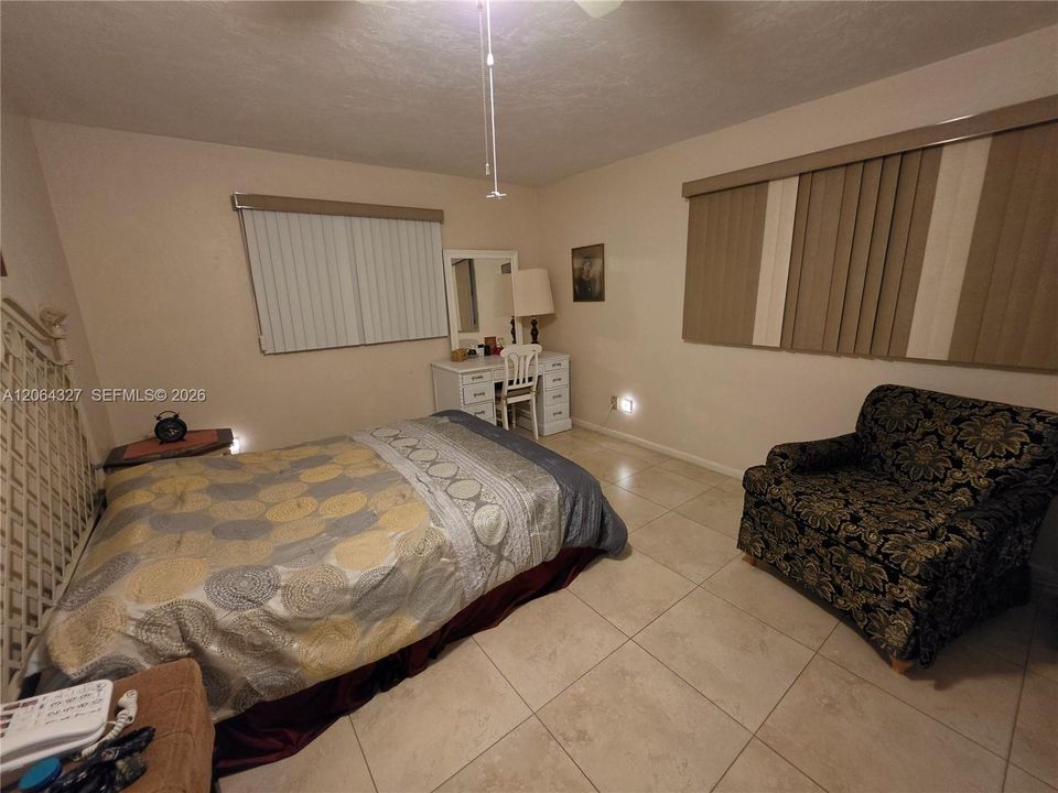 For Sale: $399,000 (4 beds, 4 baths, 0 Square Feet)