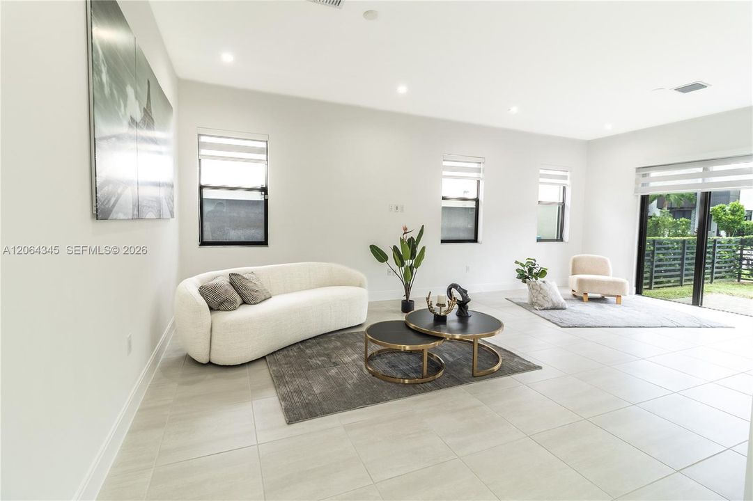 For Sale: $1,139,000 (3 beds, 3 baths, 2176 Square Feet)