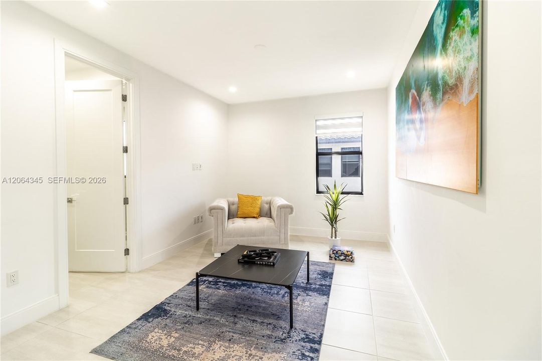 For Sale: $1,139,000 (3 beds, 3 baths, 2176 Square Feet)