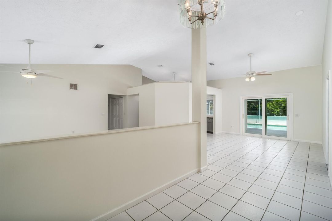 649 NE Horizon Lane-5